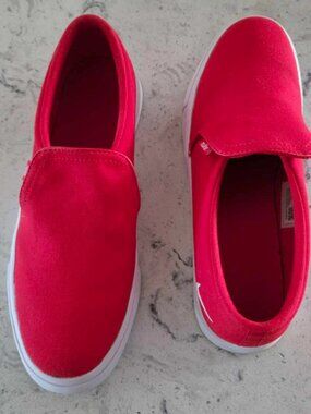 Nike Court Legacy Slip On Shoes Sneakers Size 8.5 Red White CZ9412-600